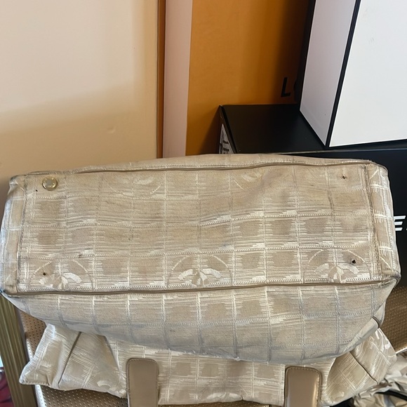 Chanel Tote - Picture 9 of 16